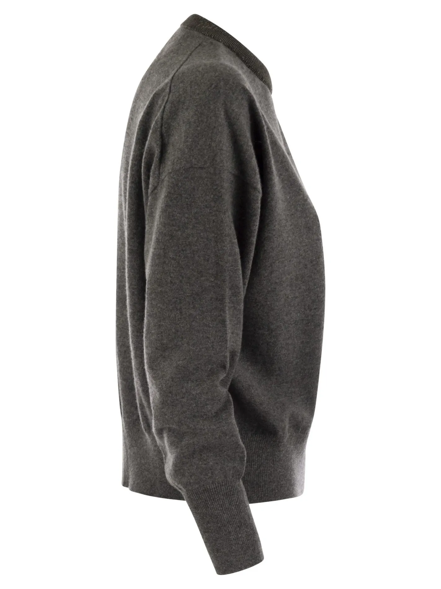 Cashmere sweater with necklace